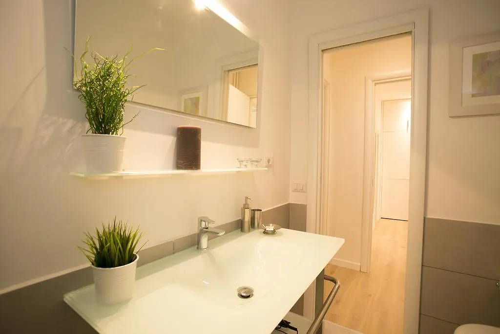 Apartment Thebestinrome Piazza Del Popolo - Vico Italy
